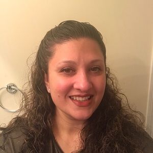 Meet your Posher, Diane